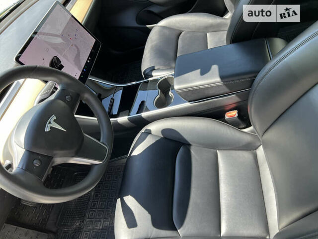 Чорний Тесла Модель 3, об'ємом двигуна 0 л та пробігом 83 тис. км за 25000 $, фото 20 на Automoto.ua