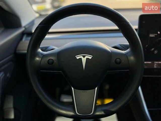 Тесла Модель 3 2019 в Ивано-Франковске на Automoto.ua Черный Тесла Модель 3, объемом двигателя 0 л и пробегом 101 тыс. км за 18800 $, фото 13 на Automoto.ua