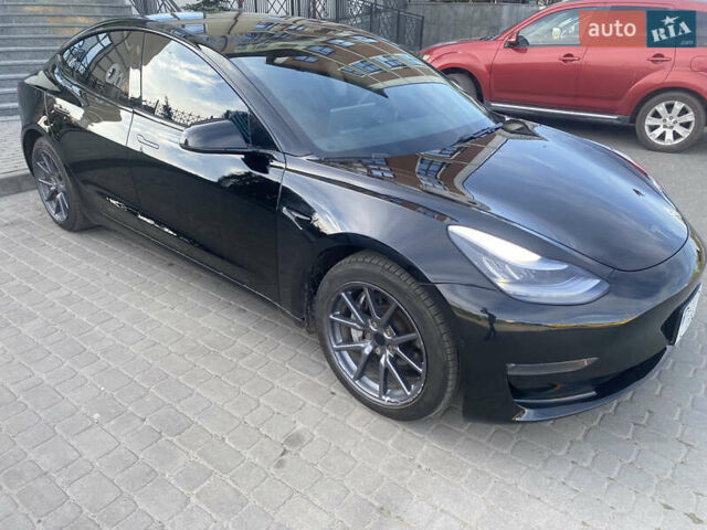Тесла Модель 3 2019 у Львові на Automoto.ua Чорний Тесла Модель 3, об'ємом двигуна 0 л та пробігом 107 тис. км за 23900 $, фото 7 на Automoto.ua