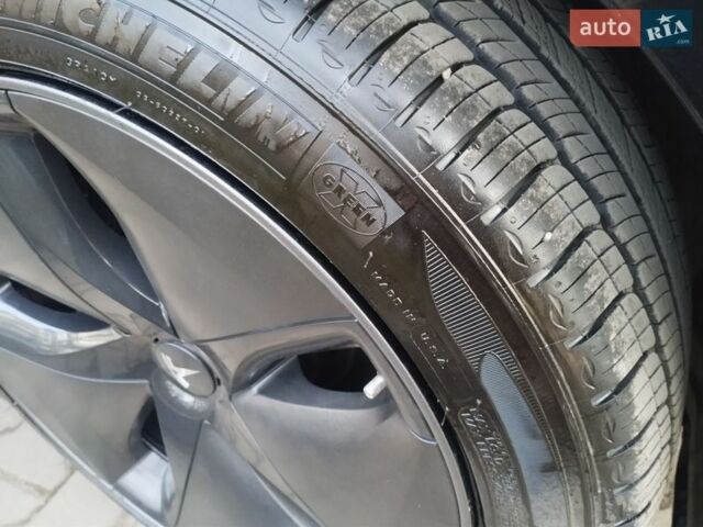 Черный Тесла Модель 3, объемом двигателя 0 л и пробегом 195 тыс. км за 14800 $, фото 13 на Automoto.ua