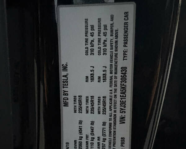 Черный Тесла Модель 3, объемом двигателя 0 л и пробегом 132 тыс. км за 14999 $, фото 32 на Automoto.ua