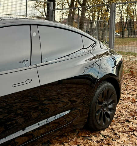 Чорний Тесла Модель 3, об'ємом двигуна 0 л та пробігом 94 тис. км за 15900 $, фото 3 на Automoto.ua