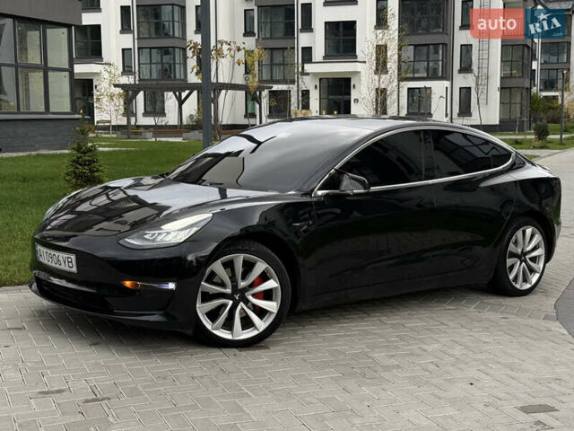 Черный Тесла Модель 3, объемом двигателя 0 л и пробегом 125 тыс. км за 18650 $, фото 1 на Automoto.ua