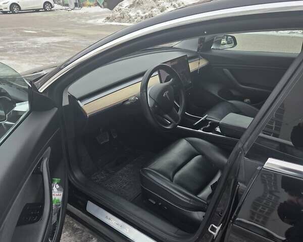 Черный Тесла Модель 3, объемом двигателя 0 л и пробегом 106 тыс. км за 20800 $, фото 13 на Automoto.ua