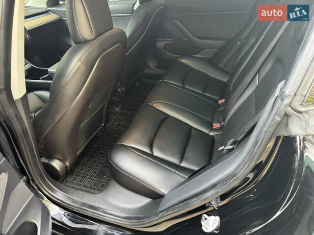 Черный Тесла Модель 3, объемом двигателя 0 л и пробегом 100 тыс. км за 22300 $, фото 6 на Automoto.ua