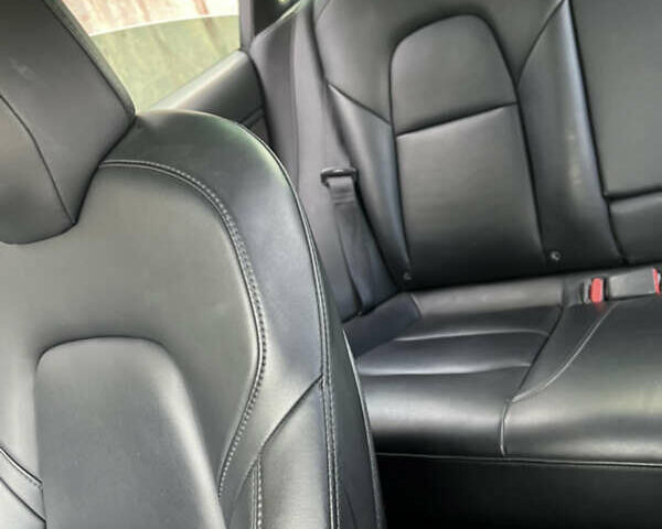 Чорний Тесла Модель 3, об'ємом двигуна 0 л та пробігом 344 тис. км за 15000 $, фото 4 на Automoto.ua