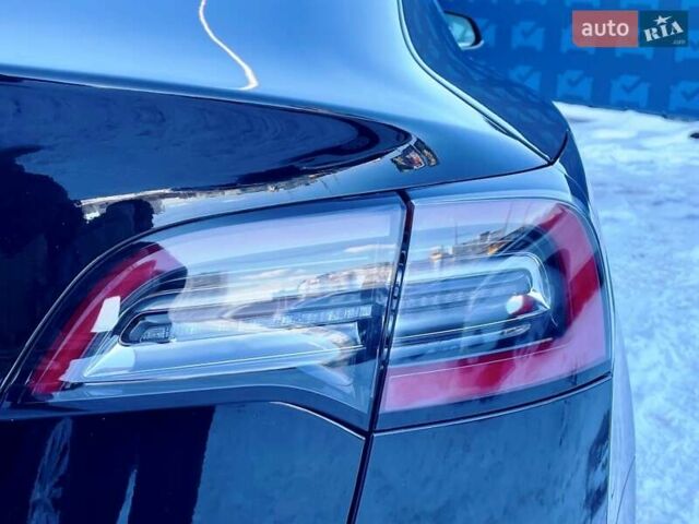 Черный Тесла Модель 3, объемом двигателя 0 л и пробегом 80 тыс. км за 19000 $, фото 22 на Automoto.ua