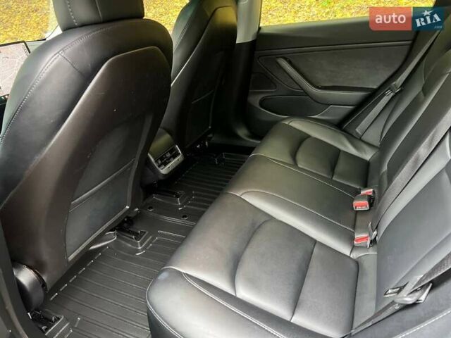 Черный Тесла Модель 3, объемом двигателя 0 л и пробегом 83 тыс. км за 19500 $, фото 13 на Automoto.ua