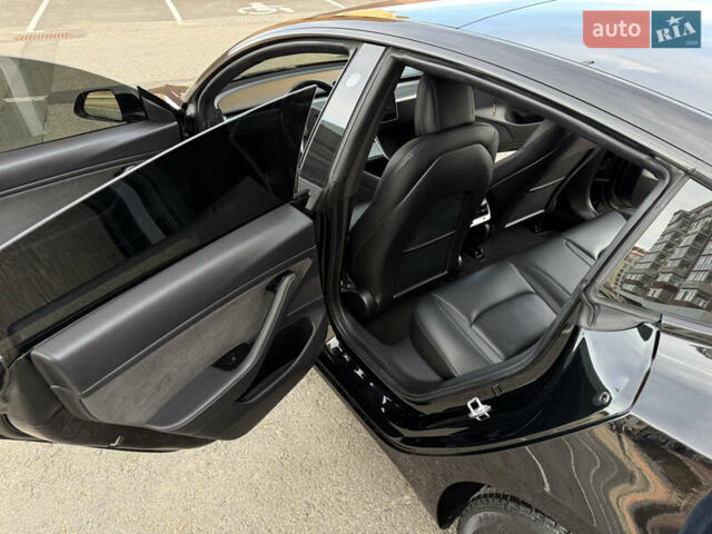 Черный Тесла Модель 3, объемом двигателя 0 л и пробегом 91 тыс. км за 23500 $, фото 14 на Automoto.ua