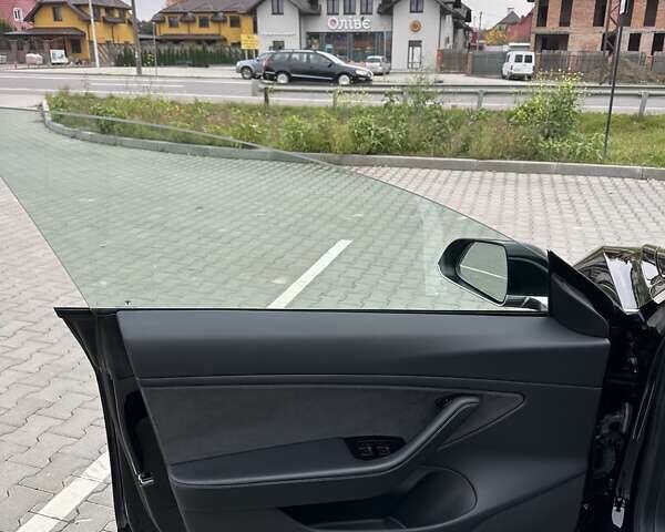 Черный Тесла Модель 3, объемом двигателя 0 л и пробегом 172 тыс. км за 16700 $, фото 38 на Automoto.ua