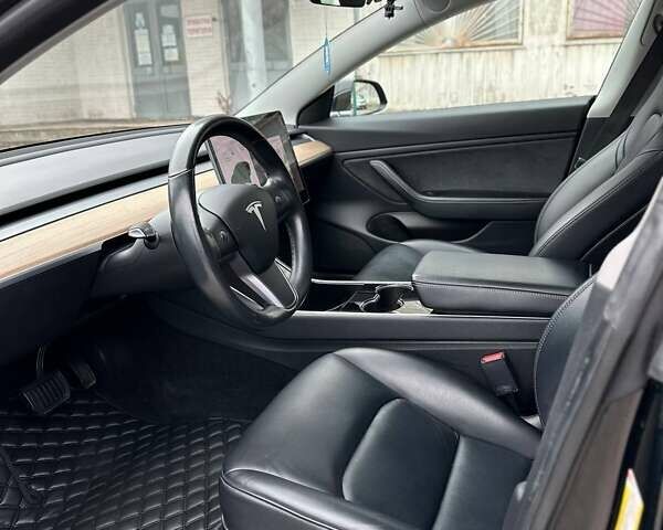 Черный Тесла Модель 3, объемом двигателя 0 л и пробегом 209 тыс. км за 18000 $, фото 95 на Automoto.ua