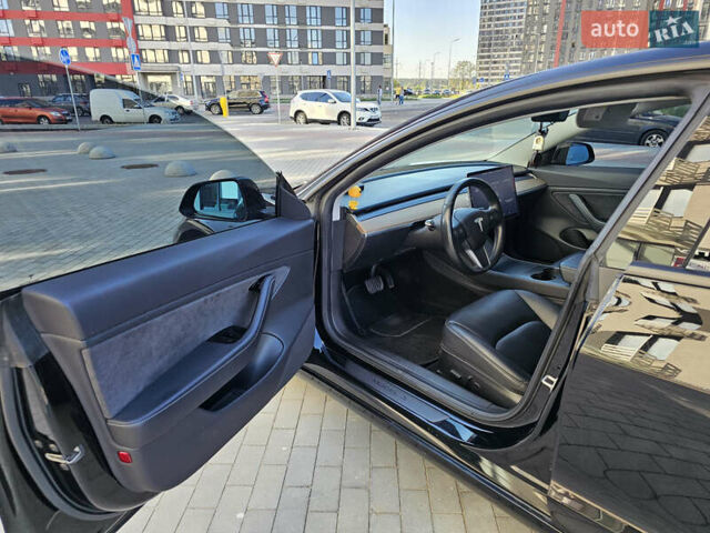 Чорний Тесла Модель 3, об'ємом двигуна 0 л та пробігом 72 тис. км за 16900 $, фото 16 на Automoto.ua