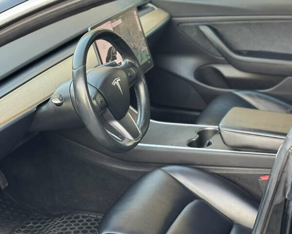Черный Тесла Модель 3, объемом двигателя 0 л и пробегом 269 тыс. км за 12600 $, фото 41 на Automoto.ua