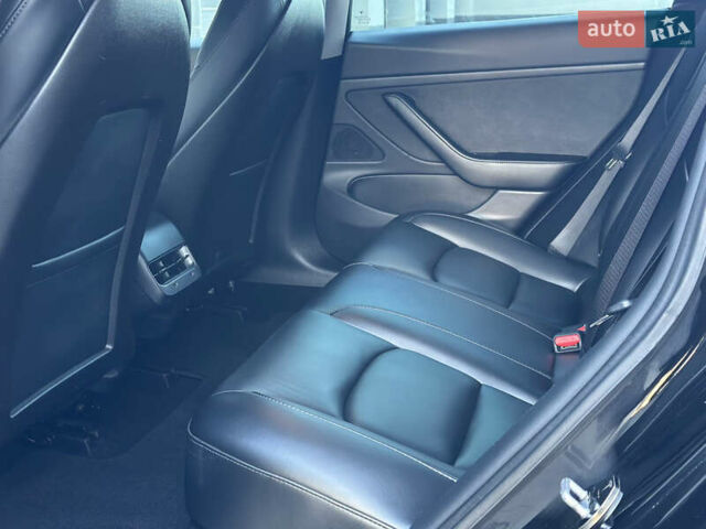 Черный Тесла Модель 3, объемом двигателя 0 л и пробегом 121 тыс. км за 19400 $, фото 58 на Automoto.ua