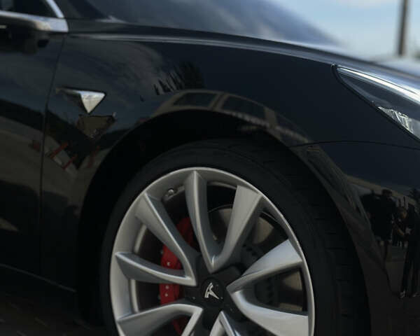 Черный Тесла Модель 3, объемом двигателя 0 л и пробегом 178 тыс. км за 16200 $, фото 16 на Automoto.ua