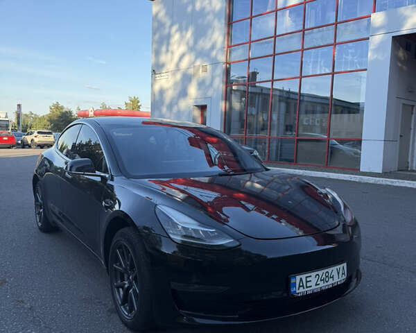 Черный Тесла Модель 3, объемом двигателя 0 л и пробегом 98 тыс. км за 16200 $, фото 2 на Automoto.ua