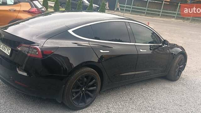 Черный Тесла Модель 3, объемом двигателя 0 л и пробегом 210 тыс. км за 13200 $, фото 1 на Automoto.ua