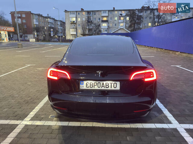 Чорний Тесла Модель 3, об'ємом двигуна 0 л та пробігом 114 тис. км за 16900 $, фото 9 на Automoto.ua