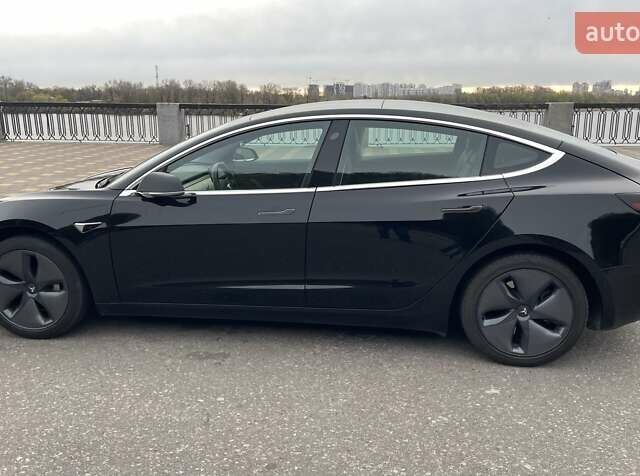 Черный Тесла Модель 3, объемом двигателя 0 л и пробегом 92 тыс. км за 15700 $, фото 6 на Automoto.ua