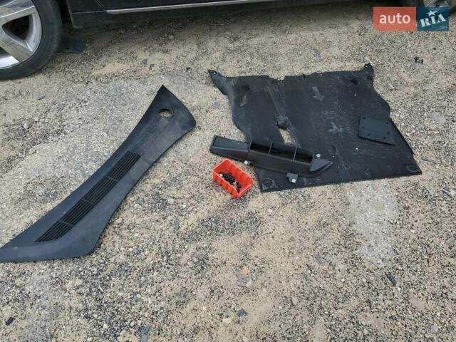 Чорний Тесла Модель 3, об'ємом двигуна 0 л та пробігом 112 тис. км за 2900 $, фото 11 на Automoto.ua
