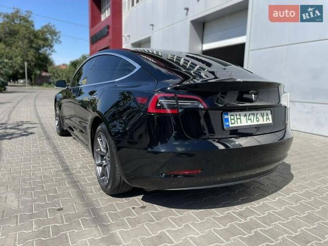 Черный Тесла Модель 3, объемом двигателя 0 л и пробегом 107 тыс. км за 17700 $, фото 10 на Automoto.ua