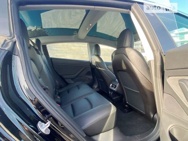 Чорний Тесла Модель 3, об'ємом двигуна 0 л та пробігом 61 тис. км за 24800 $, фото 54 на Automoto.ua