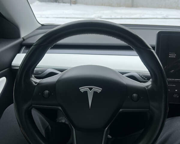 Черный Тесла Модель 3, объемом двигателя 0 л и пробегом 77 тыс. км за 12100 $, фото 14 на Automoto.ua