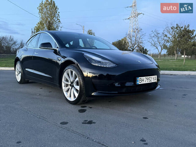 Чорний Тесла Модель 3, об'ємом двигуна 0 л та пробігом 128 тис. км за 15100 $, фото 4 на Automoto.ua