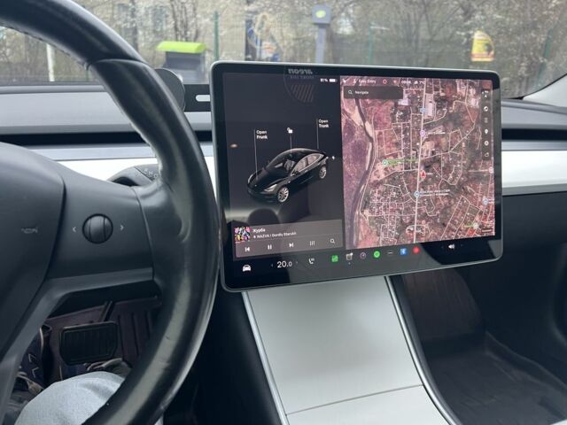 Чорний Тесла Модель 3, об'ємом двигуна 0 л та пробігом 198 тис. км за 16000 $, фото 23 на Automoto.ua