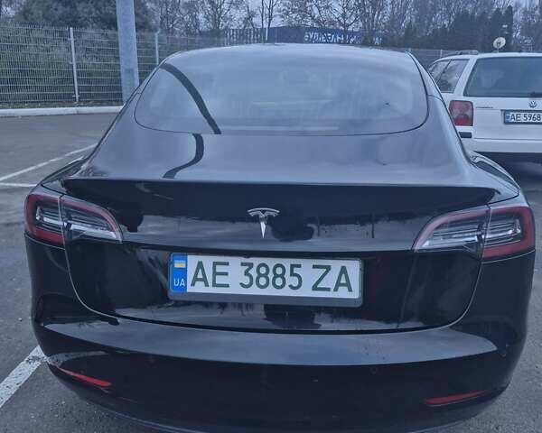 Чорний Тесла Модель 3, об'ємом двигуна 0 л та пробігом 150 тис. км за 15900 $, фото 2 на Automoto.ua