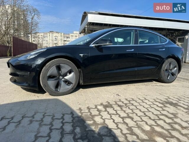 Черный Тесла Модель 3, объемом двигателя 0 л и пробегом 20 тыс. км за 17900 $, фото 1 на Automoto.ua