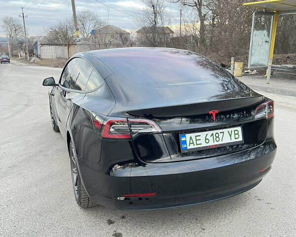 Чорний Тесла Модель 3, об'ємом двигуна 0 л та пробігом 51 тис. км за 17900 $, фото 8 на Automoto.ua