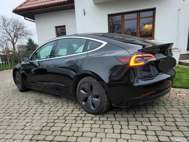 Черный Тесла Модель 3, объемом двигателя 0 л и пробегом 65 тыс. км за 334 $, фото 4 на Automoto.ua