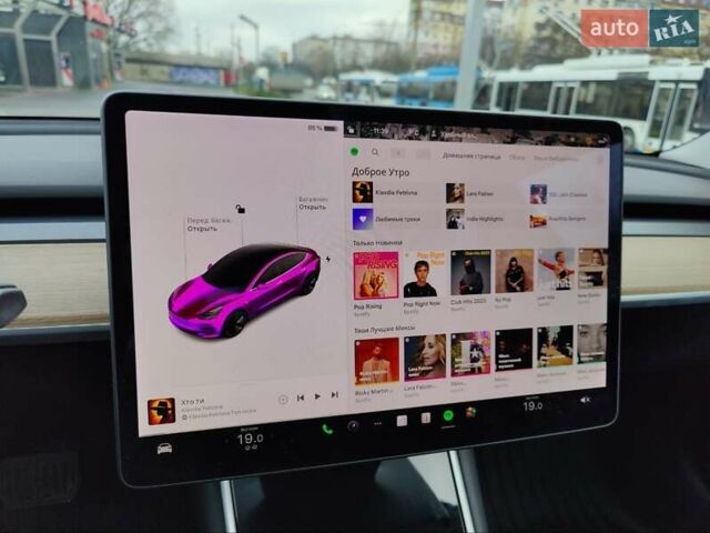 Черный Тесла Модель 3, объемом двигателя 0 л и пробегом 87 тыс. км за 29999 $, фото 3 на Automoto.ua