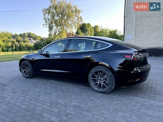 Чорний Тесла Модель 3, об'ємом двигуна 0 л та пробігом 90 тис. км за 15200 $, фото 4 на Automoto.ua