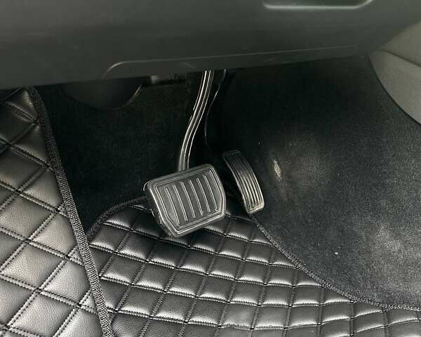 Черный Тесла Модель 3, объемом двигателя 0 л и пробегом 209 тыс. км за 18000 $, фото 120 на Automoto.ua