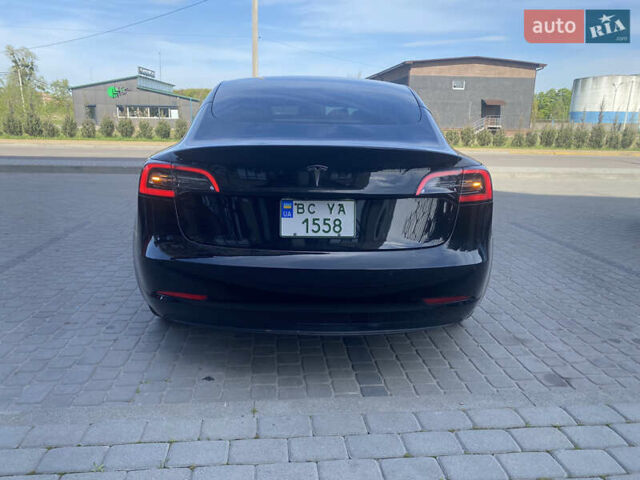 Тесла Модель 3 2019 у Львові на Automoto.ua Чорний Тесла Модель 3, об'ємом двигуна 0 л та пробігом 107 тис. км за 23900 $, фото 32 на Automoto.ua
