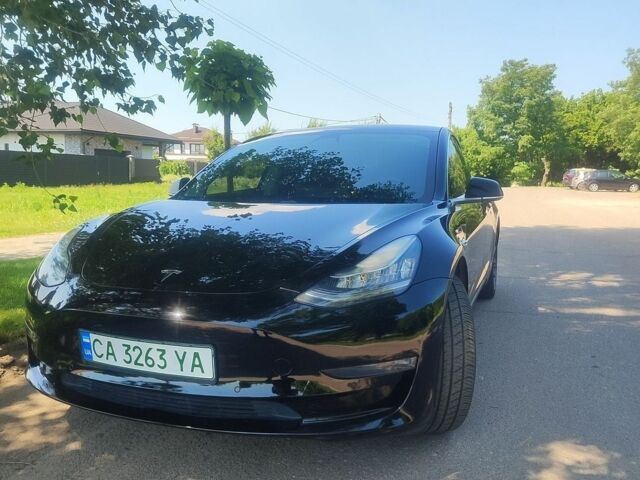 Чорний Тесла Модель 3, об'ємом двигуна 0 л та пробігом 105 тис. км за 16500 $, фото 4 на Automoto.ua