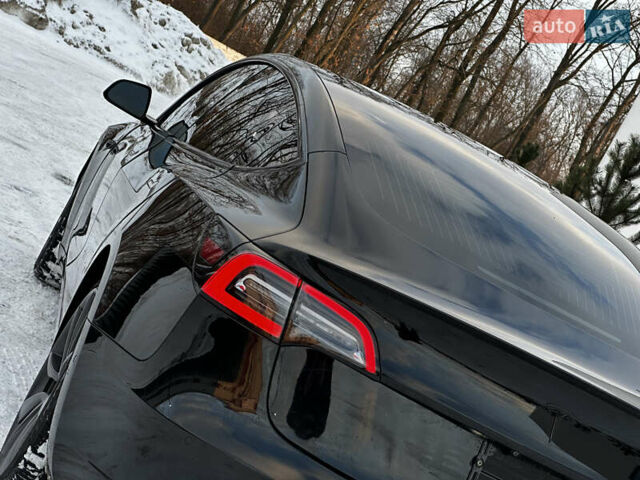 Черный Тесла Модель 3, объемом двигателя 0 л и пробегом 127 тыс. км за 16999 $, фото 17 на Automoto.ua