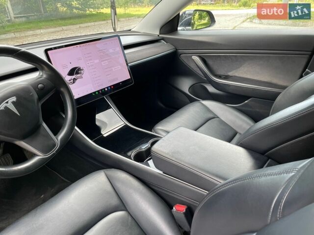 Черный Тесла Модель 3, объемом двигателя 0 л и пробегом 241 тыс. км за 13950 $, фото 34 на Automoto.ua