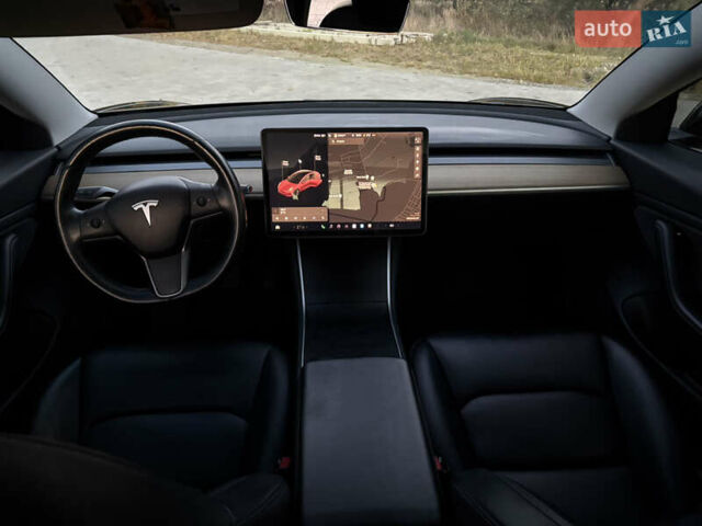 Черный Тесла Модель 3, объемом двигателя 0 л и пробегом 132 тыс. км за 14999 $, фото 21 на Automoto.ua