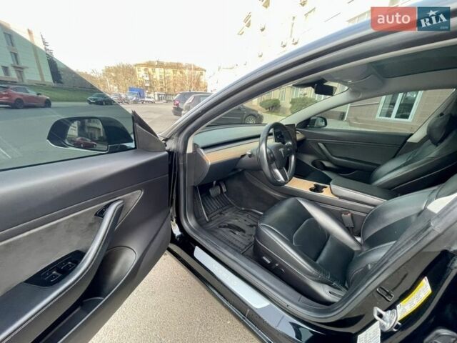 Чорний Тесла Модель 3, об'ємом двигуна 0 л та пробігом 144 тис. км за 15500 $, фото 9 на Automoto.ua