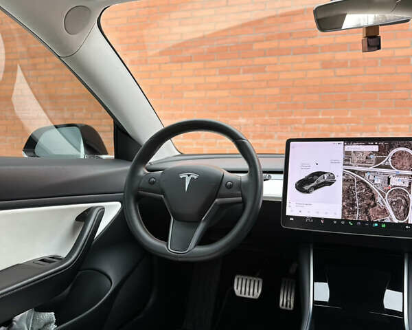 Черный Тесла Модель 3, объемом двигателя 0 л и пробегом 112 тыс. км за 20900 $, фото 8 на Automoto.ua