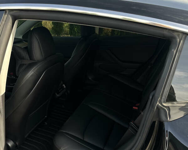 Черный Тесла Модель 3, объемом двигателя 0 л и пробегом 178 тыс. км за 16200 $, фото 13 на Automoto.ua