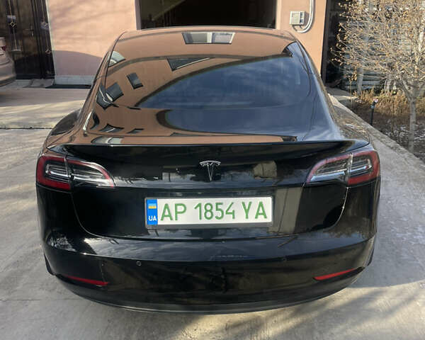 Чорний Тесла Модель 3, об'ємом двигуна 0 л та пробігом 64 тис. км за 17500 $, фото 4 на Automoto.ua