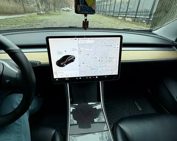 Чорний Тесла Модель 3, об'ємом двигуна 0 л та пробігом 131 тис. км за 19000 $, фото 21 на Automoto.ua