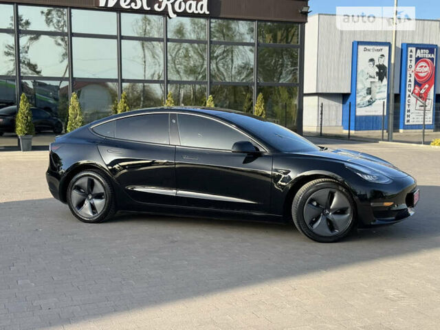 Чорний Тесла Модель 3, об'ємом двигуна 0 л та пробігом 53 тис. км за 18450 $, фото 3 на Automoto.ua