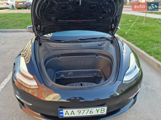 Чорний Тесла Модель 3, об'ємом двигуна 0 л та пробігом 72 тис. км за 16900 $, фото 13 на Automoto.ua