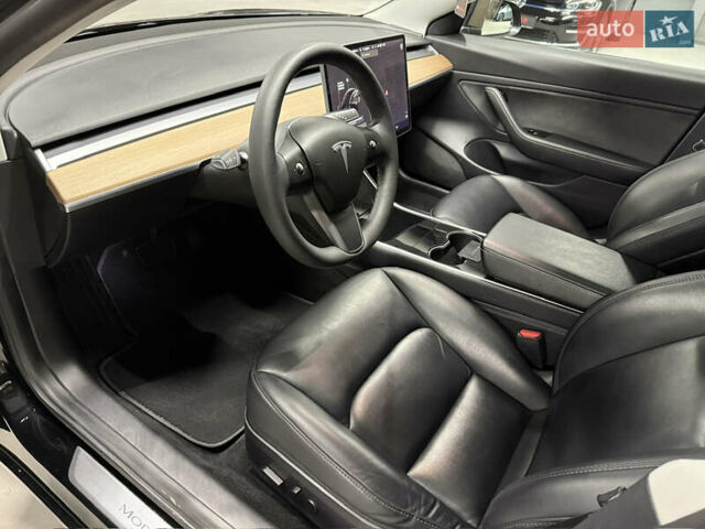 Черный Тесла Модель 3, объемом двигателя 0 л и пробегом 209 тыс. км за 17900 $, фото 65 на Automoto.ua