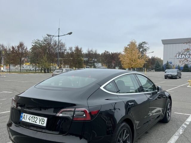 Тесла Модель 3 2019 у Києві на Automoto.ua Чорний Тесла Модель 3, об'ємом двигуна 0 л та пробігом 115 тис. км за 16000 $, фото 4 на Automoto.ua